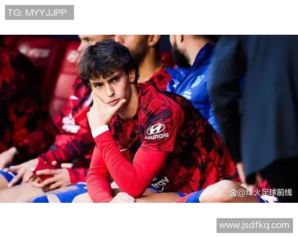 足球明星的财富之路揭秘他们如何通过比赛和代言赚取巨额收入